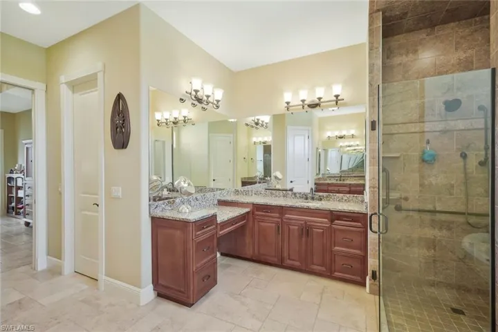 2724 Gleason Pkwy, Cape Coral, Florida 33914