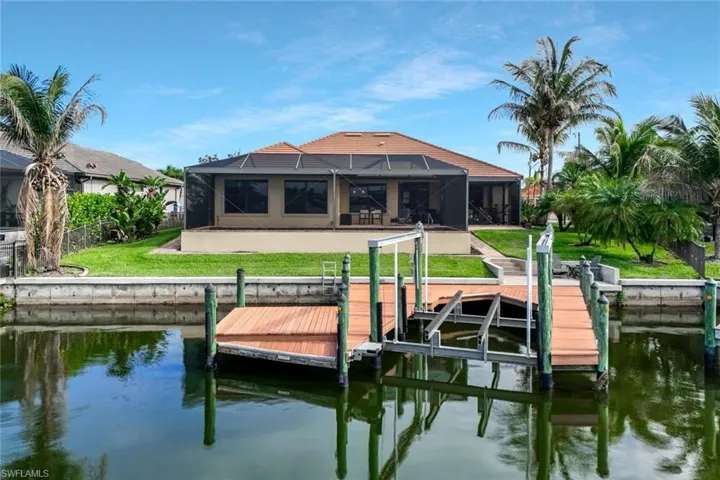 2724 Gleason Pkwy, Cape Coral, Florida 33914