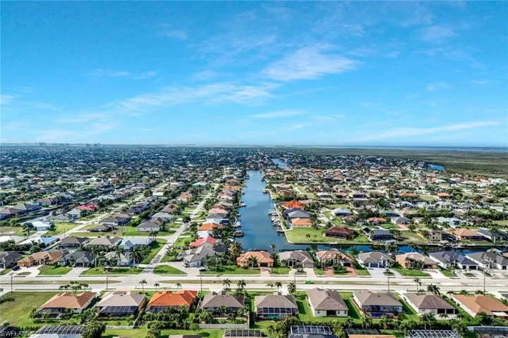 2724 Gleason Pkwy, Cape Coral, Florida 33914