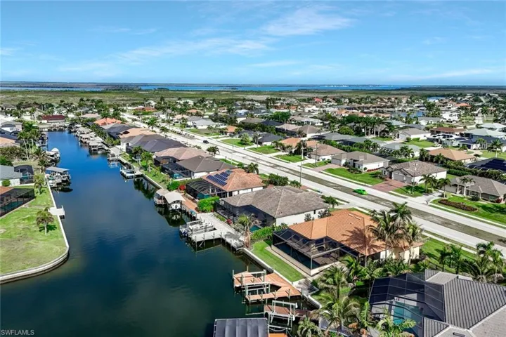 2724 Gleason Pkwy, Cape Coral, Florida 33914