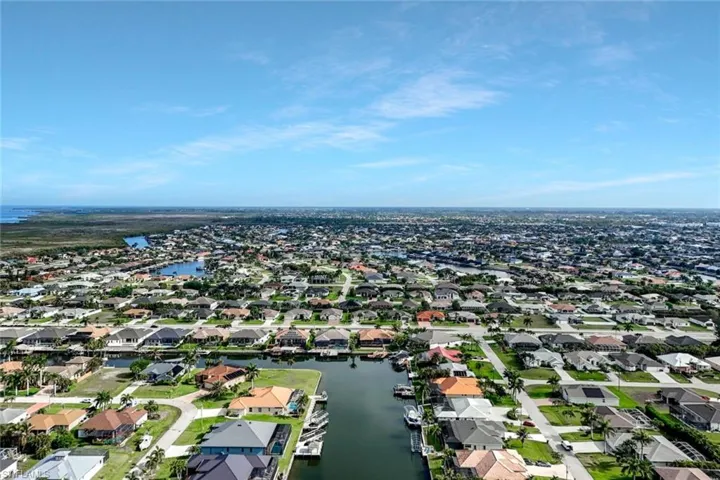 2724 Gleason Pkwy, Cape Coral, Florida 33914