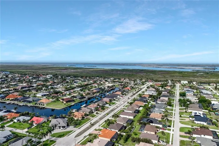 2724 Gleason Pkwy, Cape Coral, Florida 33914