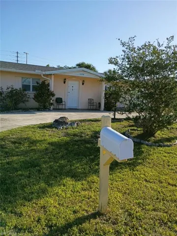 1379 Golf Dr, Fort Myers, Florida 33919