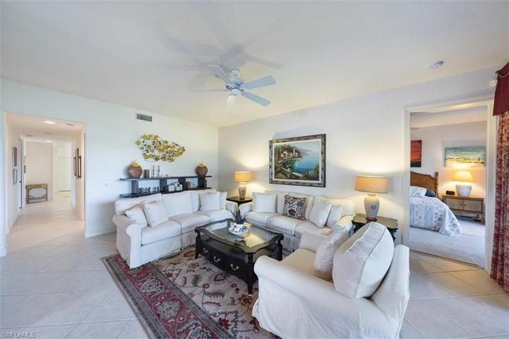 758 Regency Reserve CIR # 2102, NAPLES FL 34119