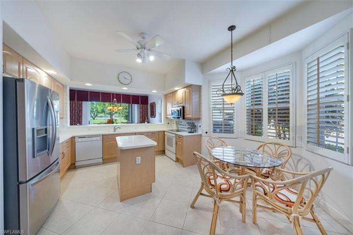 758 Regency Reserve CIR # 2102, NAPLES FL 34119