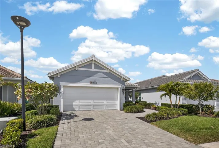 4653 Centaurus Cir, Naples, Florida 34120