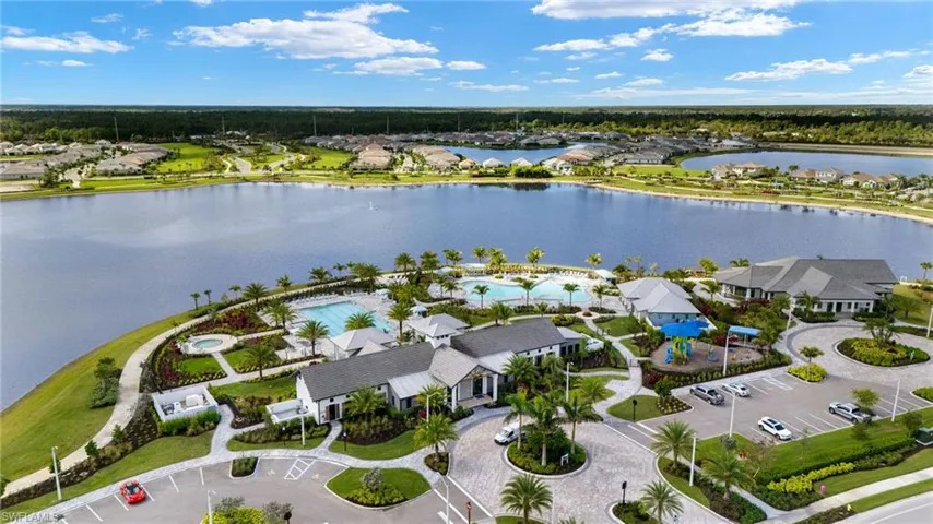 4653 Centaurus Cir, Naples, Florida 34120