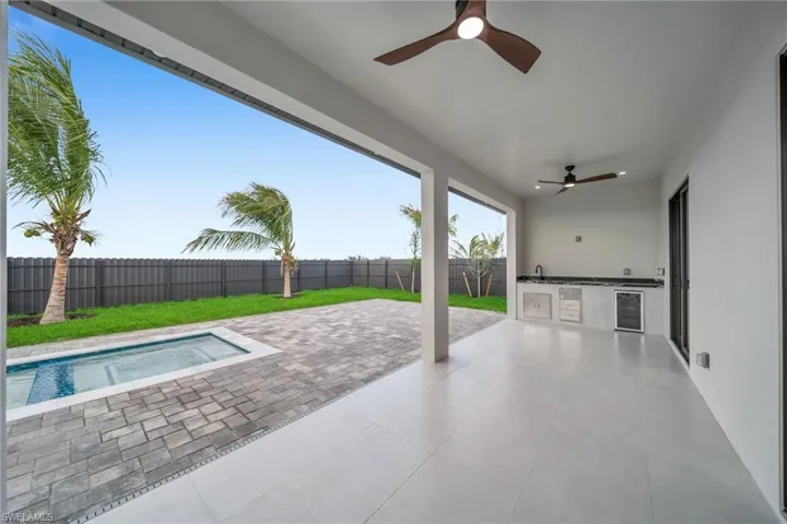 1049 Embers Pkwy W, Cape Coral, Florida 33993