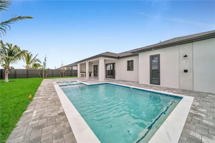 1049  Embers W PKWY, Cape Coral, FL 33993