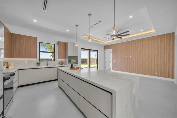 1049 Embers Pkwy W, Cape Coral, Florida 33993