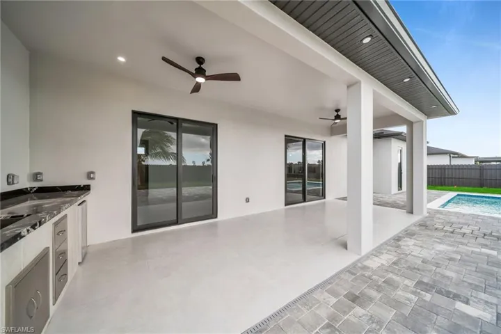 1049 Embers Pkwy W, Cape Coral, Florida 33993