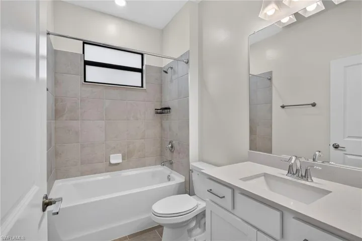 10625 Timber Creek Dr, Fort Myers, Florida 33913