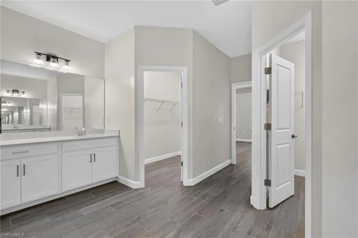 10625 Timber Creek Dr, Fort Myers, Florida 33913