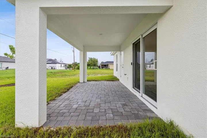 1820 NW 1st  PL, Cape Coral, FL 33993