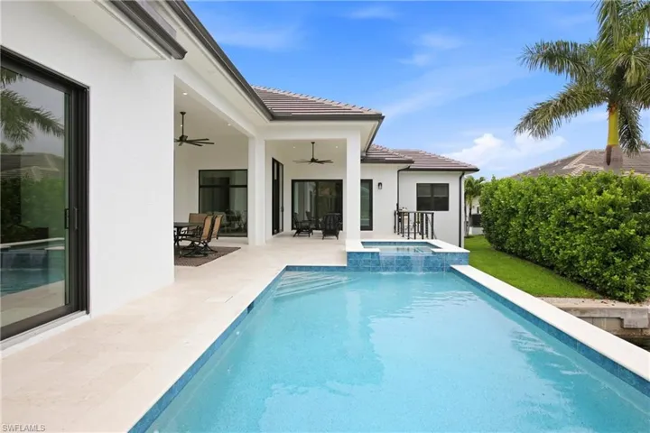 211 Landmark St, Marco Island, Florida 34145