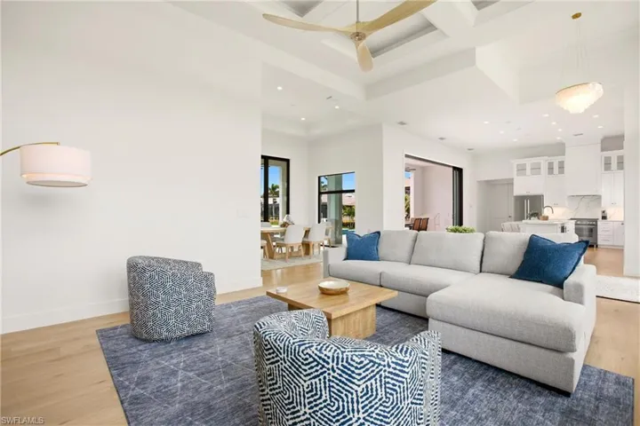 211 Landmark St, Marco Island, Florida 34145