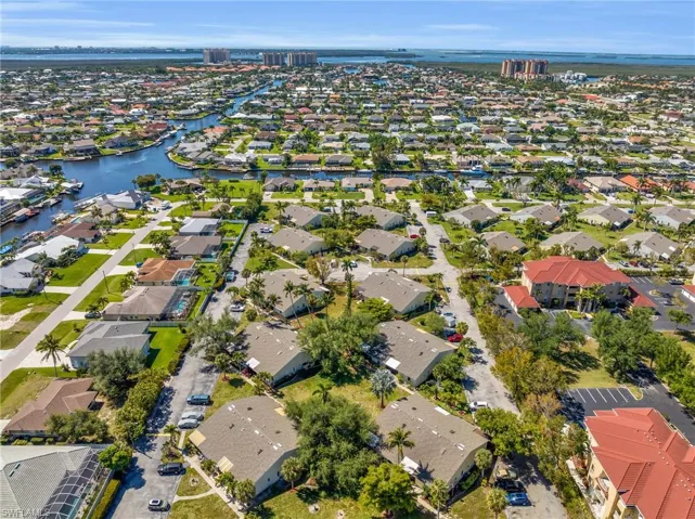 5111 SW Courtyards  CT, Cape Coral, FL 33914