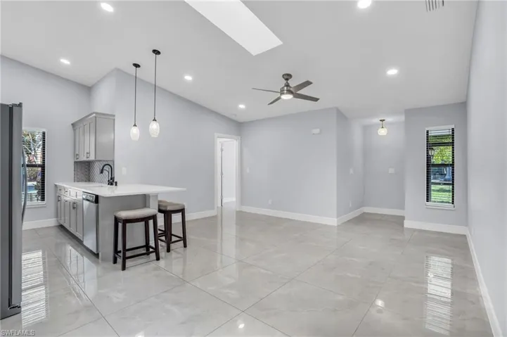 5111 SW Courtyards  CT, Cape Coral, FL 33914