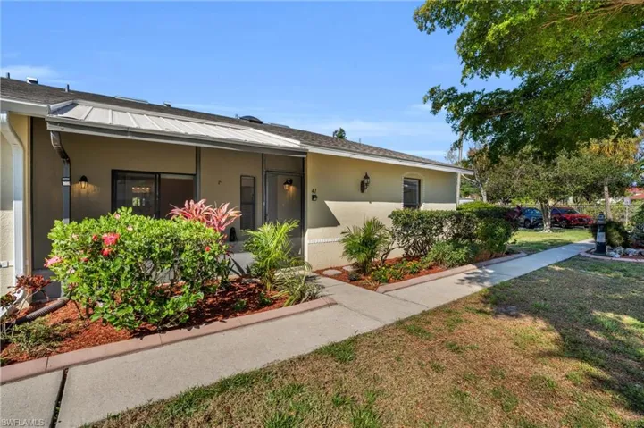 5111 SW Courtyards  CT, Cape Coral, FL 33914