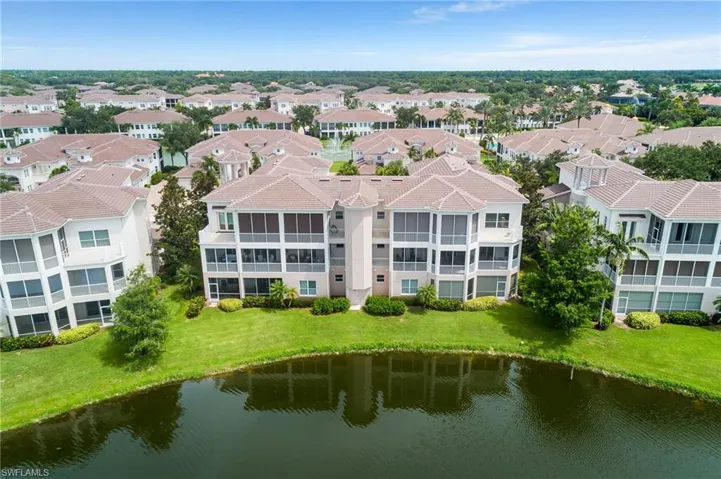 580  Avellino Isles  CIR, Naples, FL 34119
