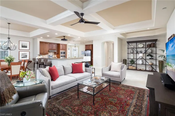 580  Avellino Isles  CIR, Naples, FL 34119