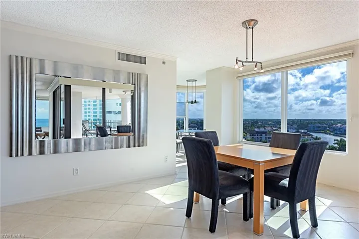 4251  Gulf Shore N BLVD, Naples, FL 34103