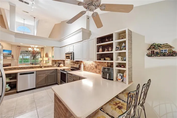 1744  San Bernadino  WAY, Naples, FL 34109