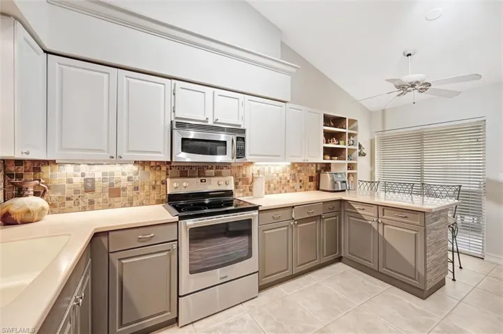1744  San Bernadino  WAY, Naples, FL 34109