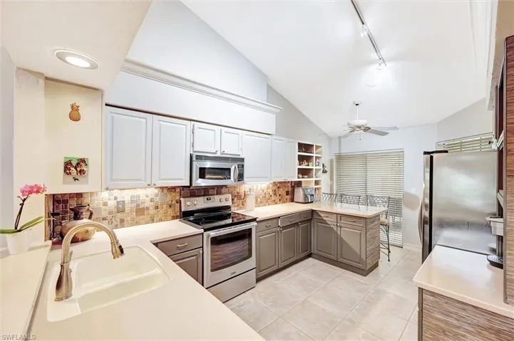 1744  San Bernadino  WAY, Naples, FL 34109
