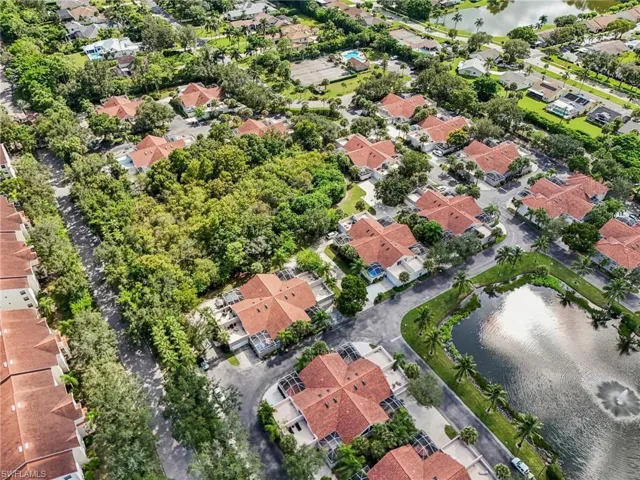 4337 Covey Cir 9c, Naples, Florida 34109