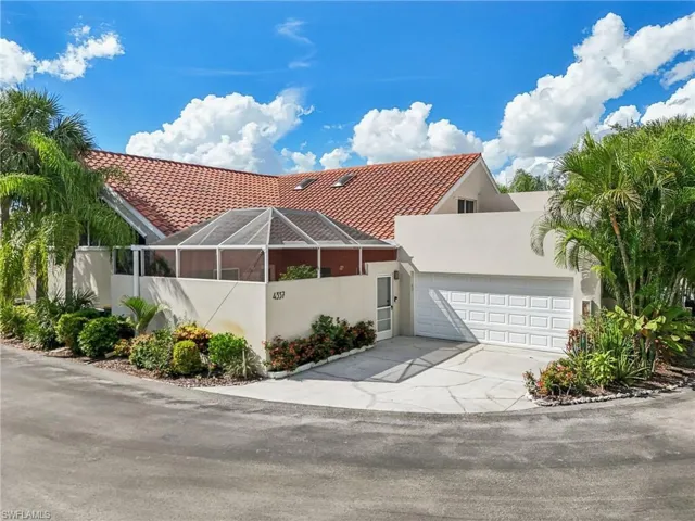 4337 Covey Cir 9c, Naples, Florida 34109