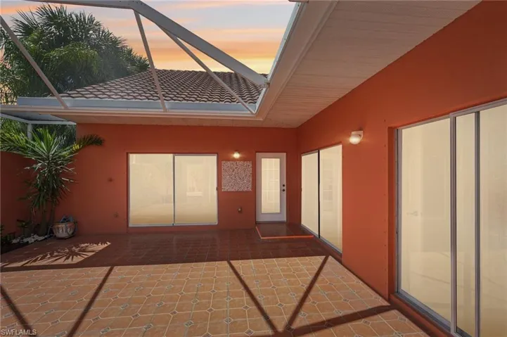 4337 Covey Cir 9c, Naples, Florida 34109