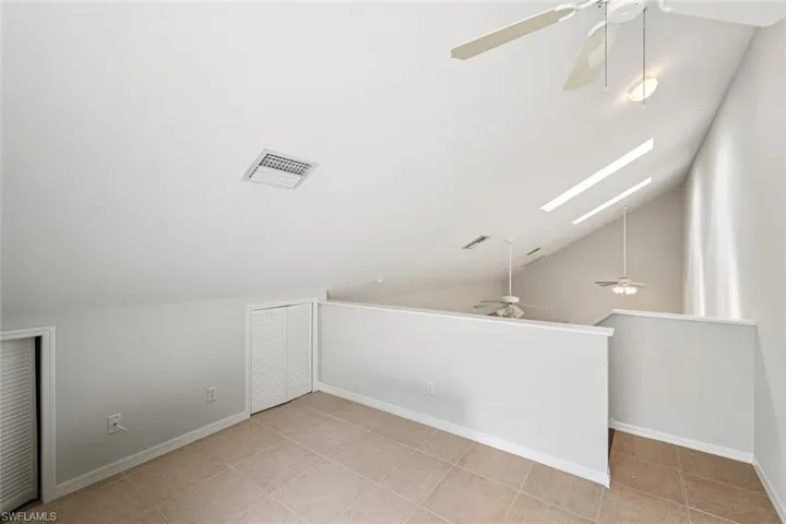 4337 Covey Cir 9c, Naples, Florida 34109