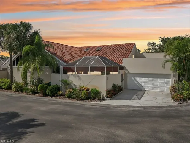 4337 Covey Cir 9c, Naples, Florida 34109