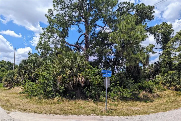 749 Spaulding St E, Lehigh Acres Fl 33974