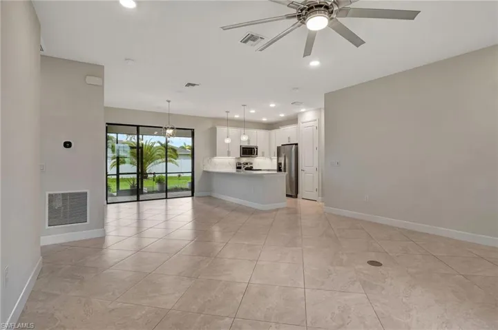 147 SE 30th  ST, Cape Coral, FL 33904