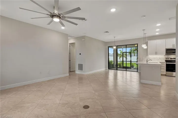 147 SE 30th  ST, Cape Coral, FL 33904