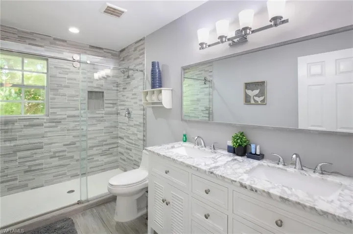 28140 Meadowlark Ln, Bonita Springs, Florida 34134