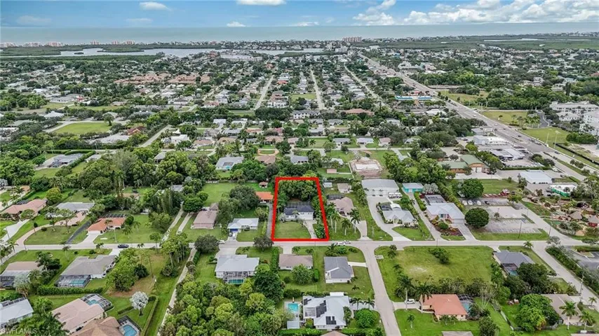28140 Meadowlark Ln, Bonita Springs, Florida 34134