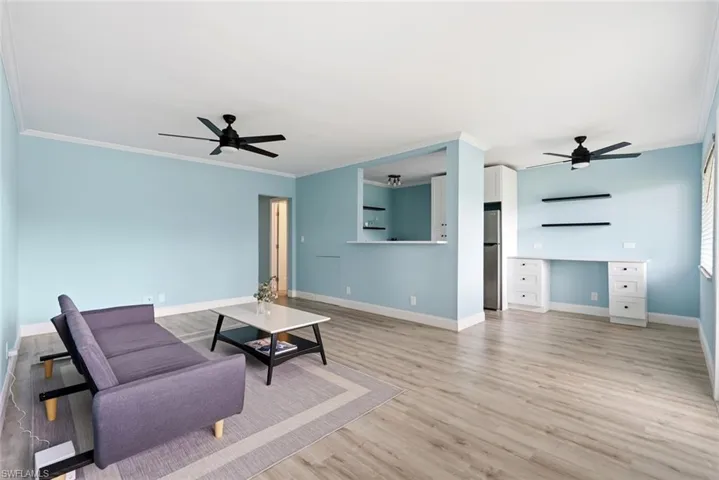 473  12th S AVE, Naples, FL 34102