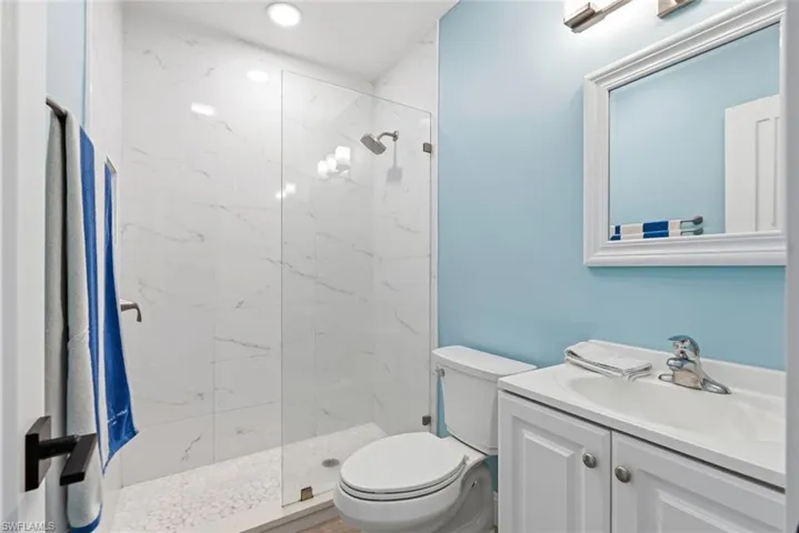 473  12th S AVE, Naples, FL 34102
