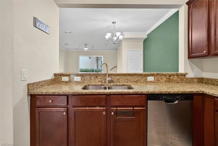 10285 Via Colomba Cir, Fort Myers, Florida 33966