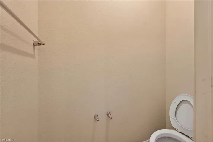 10285 Via Colomba Cir, Fort Myers, Florida 33966