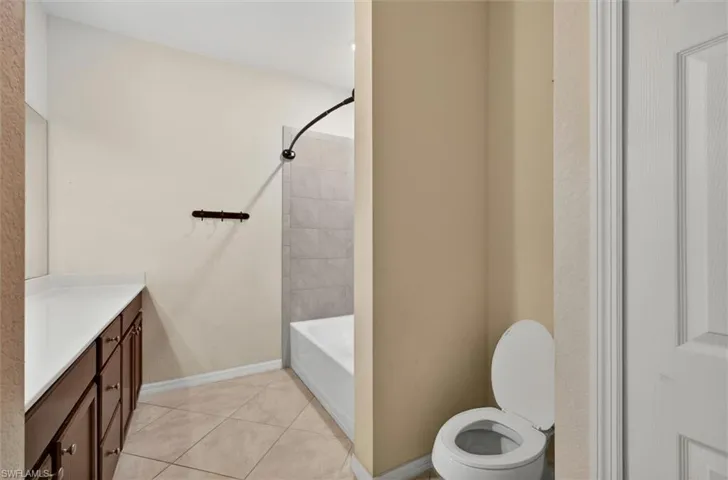 10285 Via Colomba Cir, Fort Myers, Florida 33966