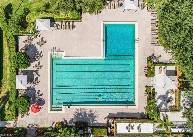 Clubhouse Jr Olympic pool