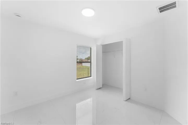 3700 10th St W, Lehigh Acres, Florida 33971