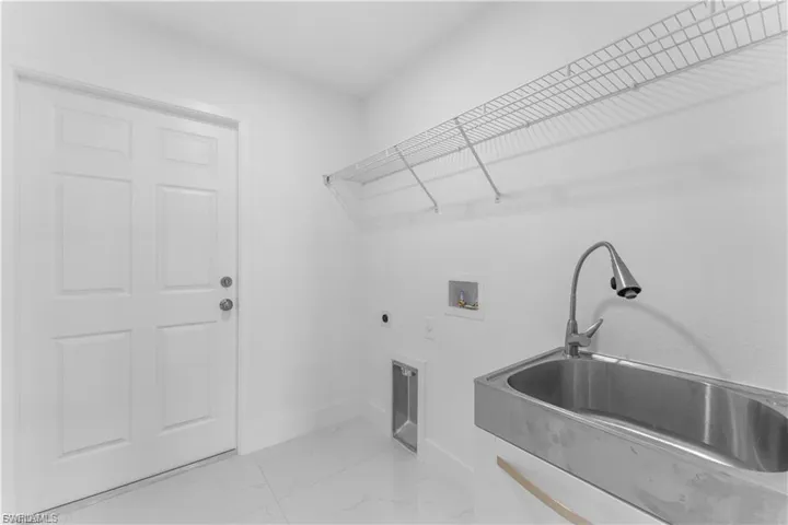3700 10th St W, Lehigh Acres, Florida 33971