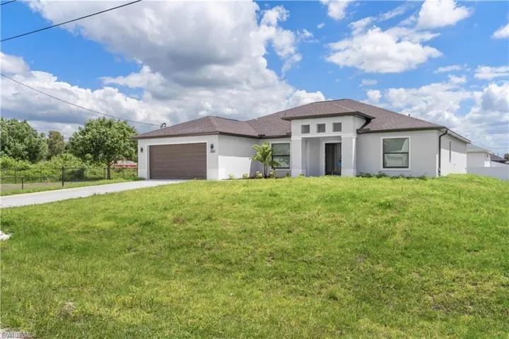 3700 10th St W, Lehigh Acres, Florida 33971