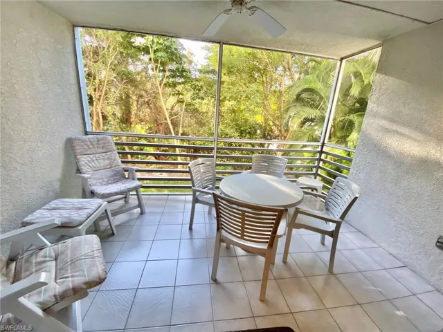 290  Naples Cove  DR, Naples, FL 34110