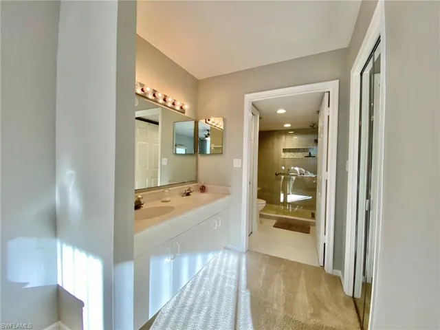 290  Naples Cove  DR, Naples, FL 34110
